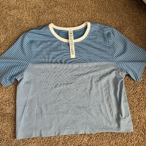 Lululemon Size L BULK discount